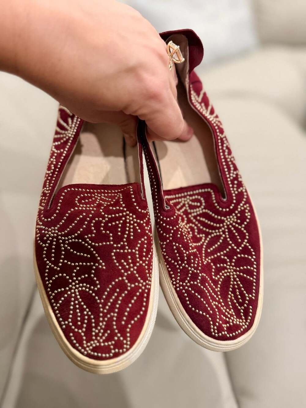 Rachel Zoe Burke Studs Sneaker Size 6.5 Burgundy Velvet Studded